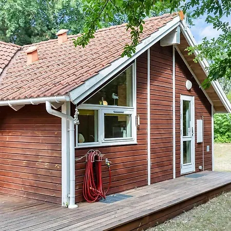 12218-1-sjaellands-odde-hyldebo-strandvej-3 Semesterbostad *